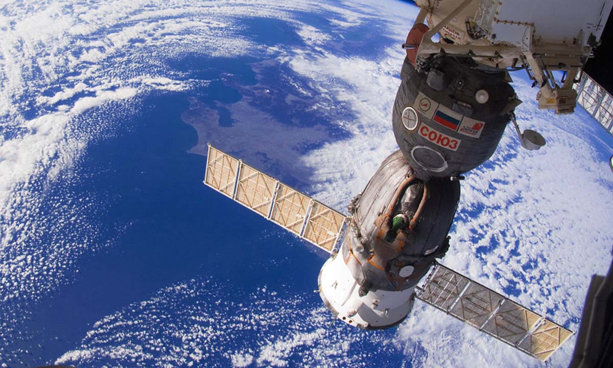 Aplicación ISS Live Now – Vea las imágenes de la tierra por satélite en tiempo  real | StonksTutors