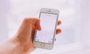 Cómo enviar mensajes en Whatsapp sin aparecer en línea | Como enviar mensajes en WhatsApp sin aparecer en linea