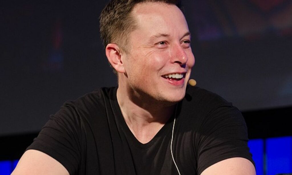 5 personajes emblemáticos en el mundo de la tecnología | Elon Musk