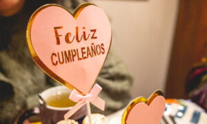 Las mejores aplicaciones para crear imágenes de feliz cumpleaños    | Foto 71