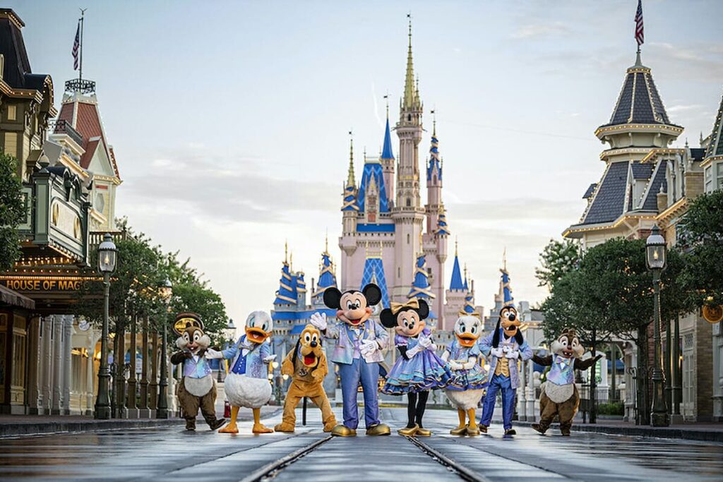 3 aplicaciones para planificar tu viaje a Disney a fin de año    | disney aniversario 50 anos capa