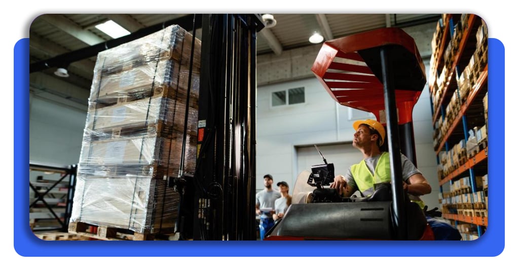Curso de montacargas gratis: certifícate hoy desde tu celular 3 Este maravilloso curso de montacargas te enseñará entre otras cosas, la seguridad laboral que debes mantener siempre en el trabajo