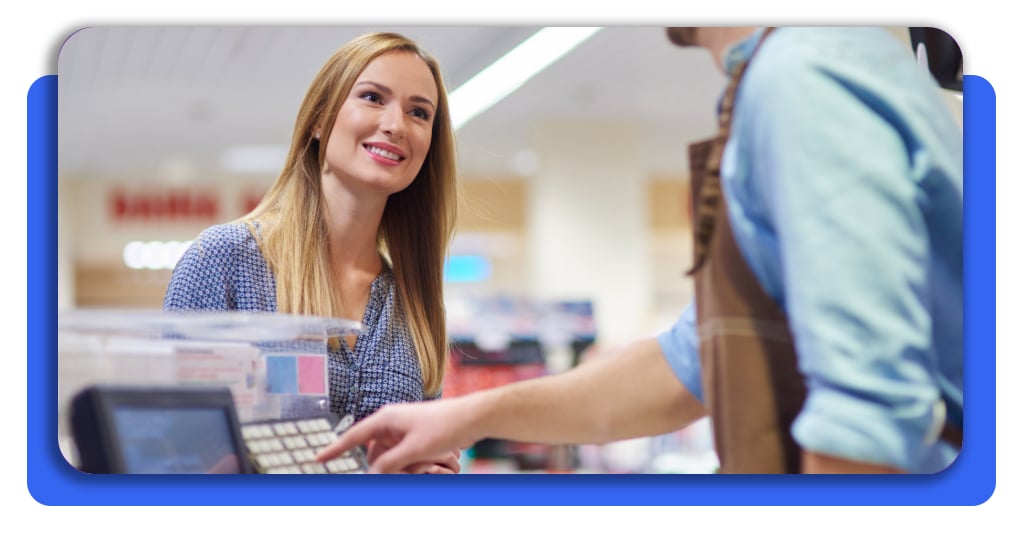 Vales de combustible para conductores: cómo obtenerlos y ahorrar 5 Puedes hacer compras diferentes a combustible en las tiendas de las estaciones con la tarjeta Pay with GasBuddy+ y obtener descuentos en gasolina.